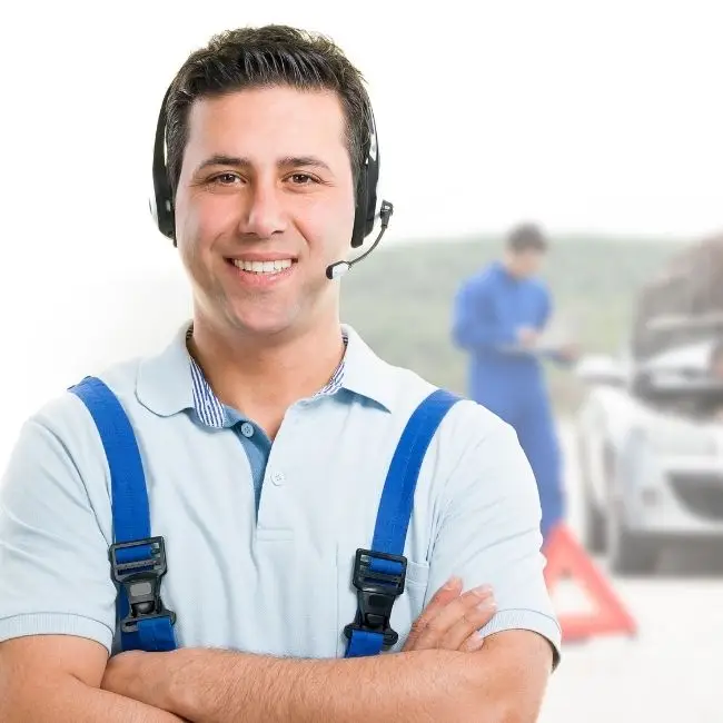 Addetto al servizio clienti della Rottamazione auto gratis Roma